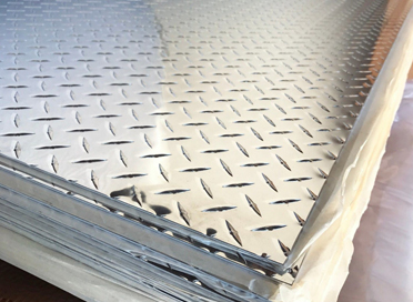 Stainless Steel 204 Cu Chequered Plate